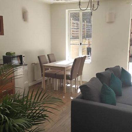 Aubigny Sur Nere Aparthotel ภายนอก รูปภาพ